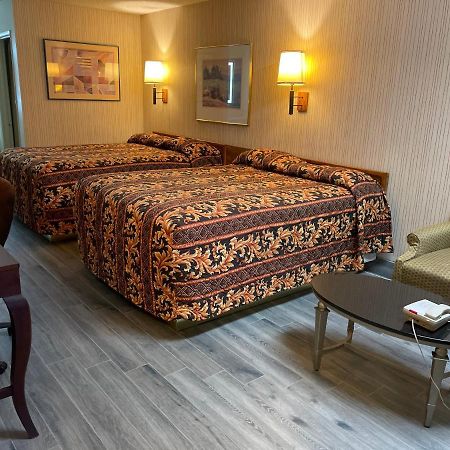 Regency Inn Норко Екстер'єр фото